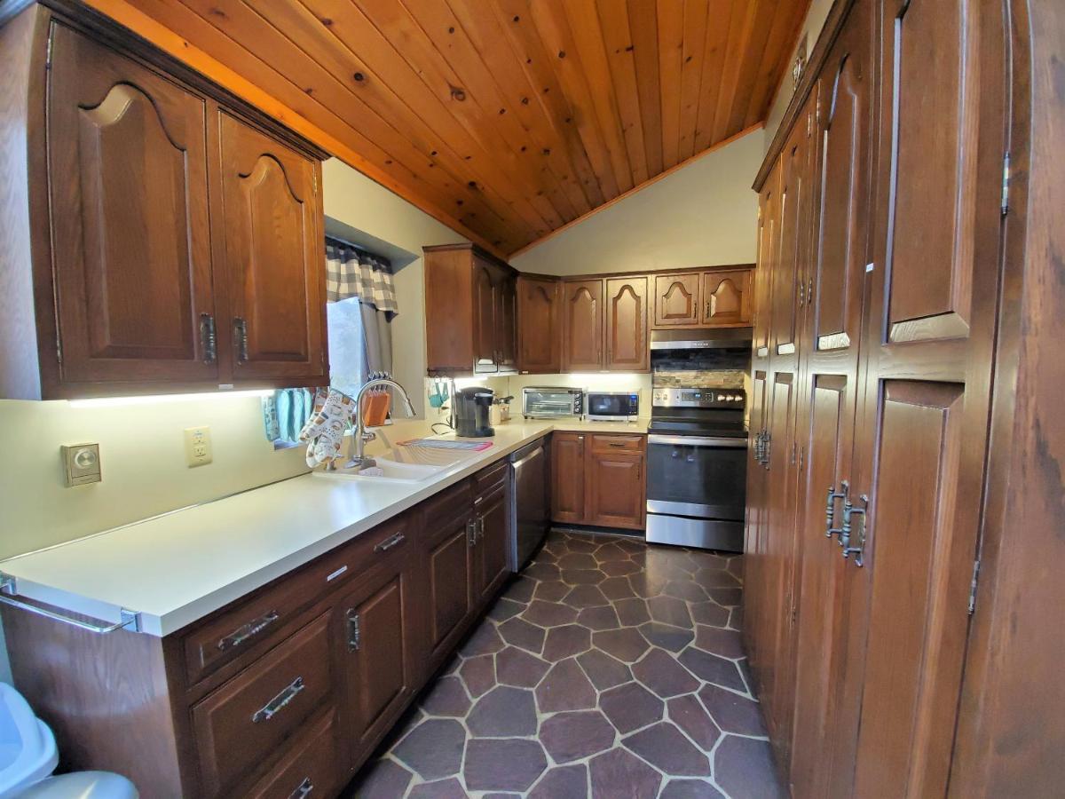 Walk To Pool & Beach - Spacious Gateway, Hot Tub, Game Room Pocono Country Place Exterior foto
