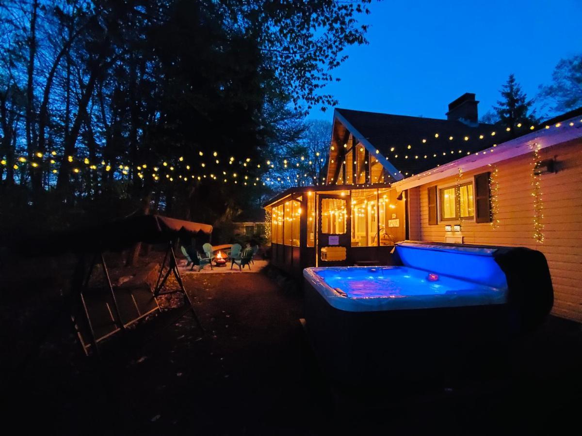 Walk To Pool & Beach - Spacious Gateway, Hot Tub, Game Room Pocono Country Place Exterior foto